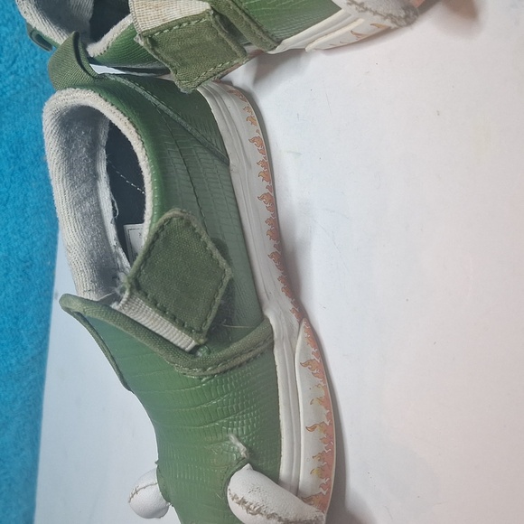 Toddler Vans Off The Wall Green Dragon Claw Reptile Slip-on with Velcro Size 7 - Picture 10 of 13